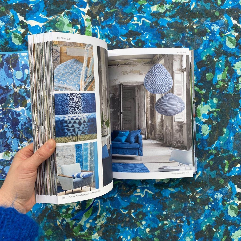 Livro Designers Guild "out Of The Blue" de Tricia Guild - Stoc Casa